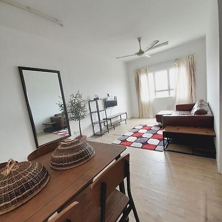 Adinda Homestay 瓜拉丁加奴 外观 照片